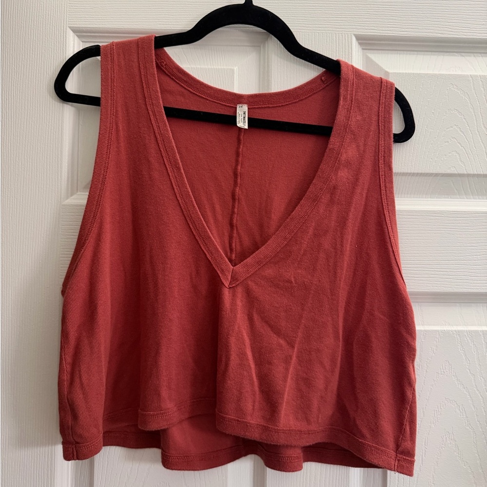 Free People V-Neck Sleeveless Crop Top in Dusty Rose